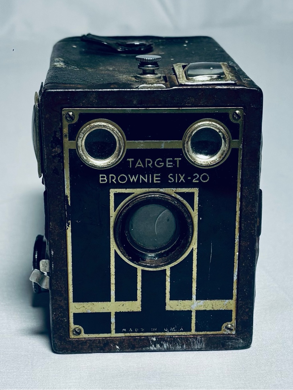 Vintage Kodak Target Brownie Six-20 Box Camera - AS IS / PARTS